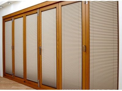 Finesse Oak 2.4m (approx 8ft) Internal Bifold Door Blinds