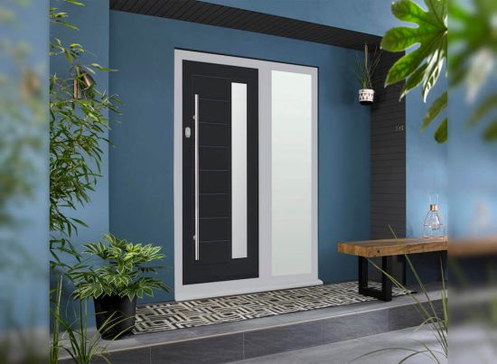 Silverstone Black Door 1.44m