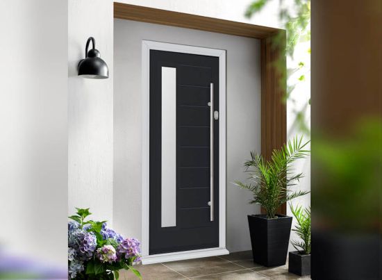 Silverstone Black Door 938mm