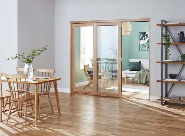 Finesse 1.8m (approx 6ft) Oak Internal Bifold Doors - With bottom track