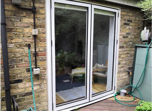 Outside Closed Status 1.8M Aluminium Bifold Doors