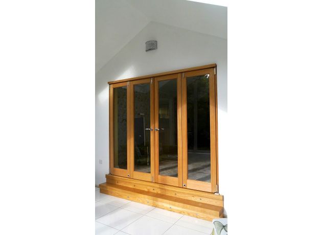 Closed Inspire 2.4M Internal Bifold Door Set